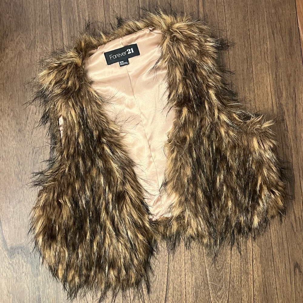 Forever21 Faux Fur Vest/ Size Medium/ Color Browns